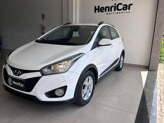 HYUNDAI HB20X 1.6 16V PREMIUM FLEX 4P AUTOMÁTICO HYUNDAI HB20X 1.6 16V PREMIUM FLEX 4P AUTOMÁTICO